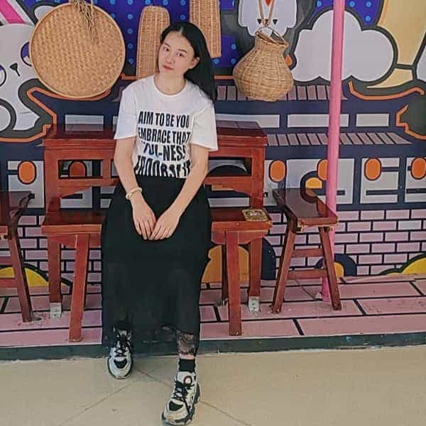 广东27岁单身美女真诚找对象-湖州征婚相亲网